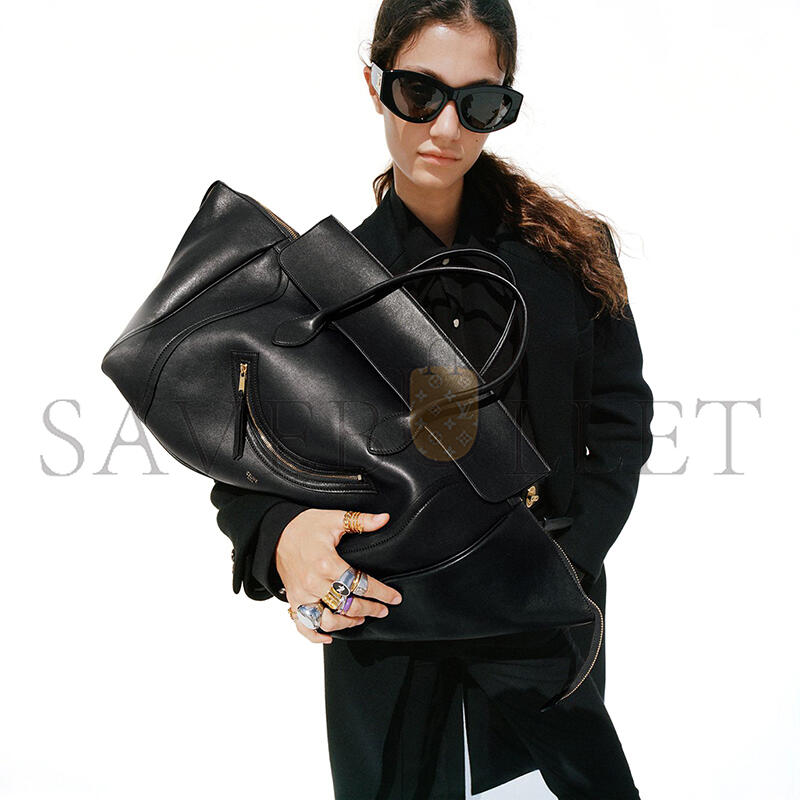 CELINE LARGE SMILING NEW LUGGAGE IN SUPPLE SHINY LAMBSKIN 123683GW2.38NO (44*27*20cm)